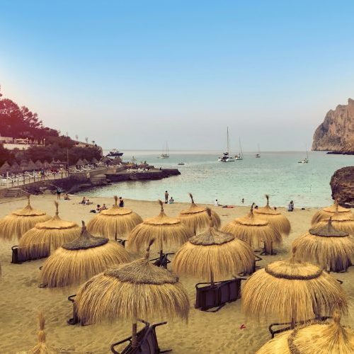 Mittelmeer Cala sant Vicenc auf Mallorca