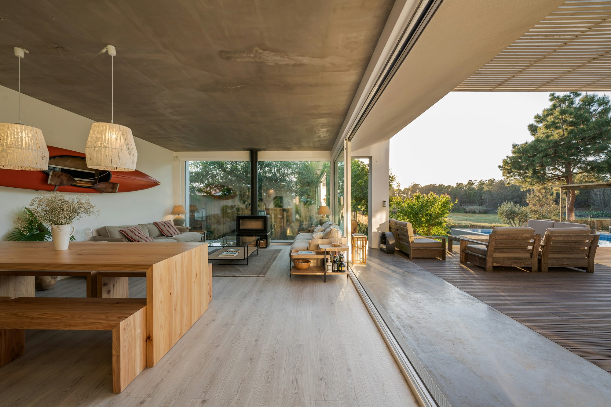 Moderne Immobilie in Banyalbufar Mallorca mit Pool und Terrasse mit Inneneinrichtung